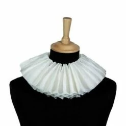 Pieten Kraag Page Wit